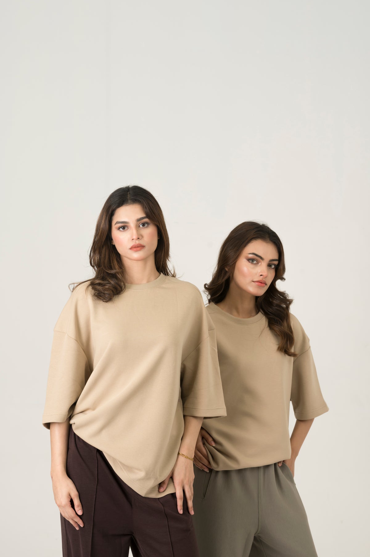 Cloud beige oversized tee
