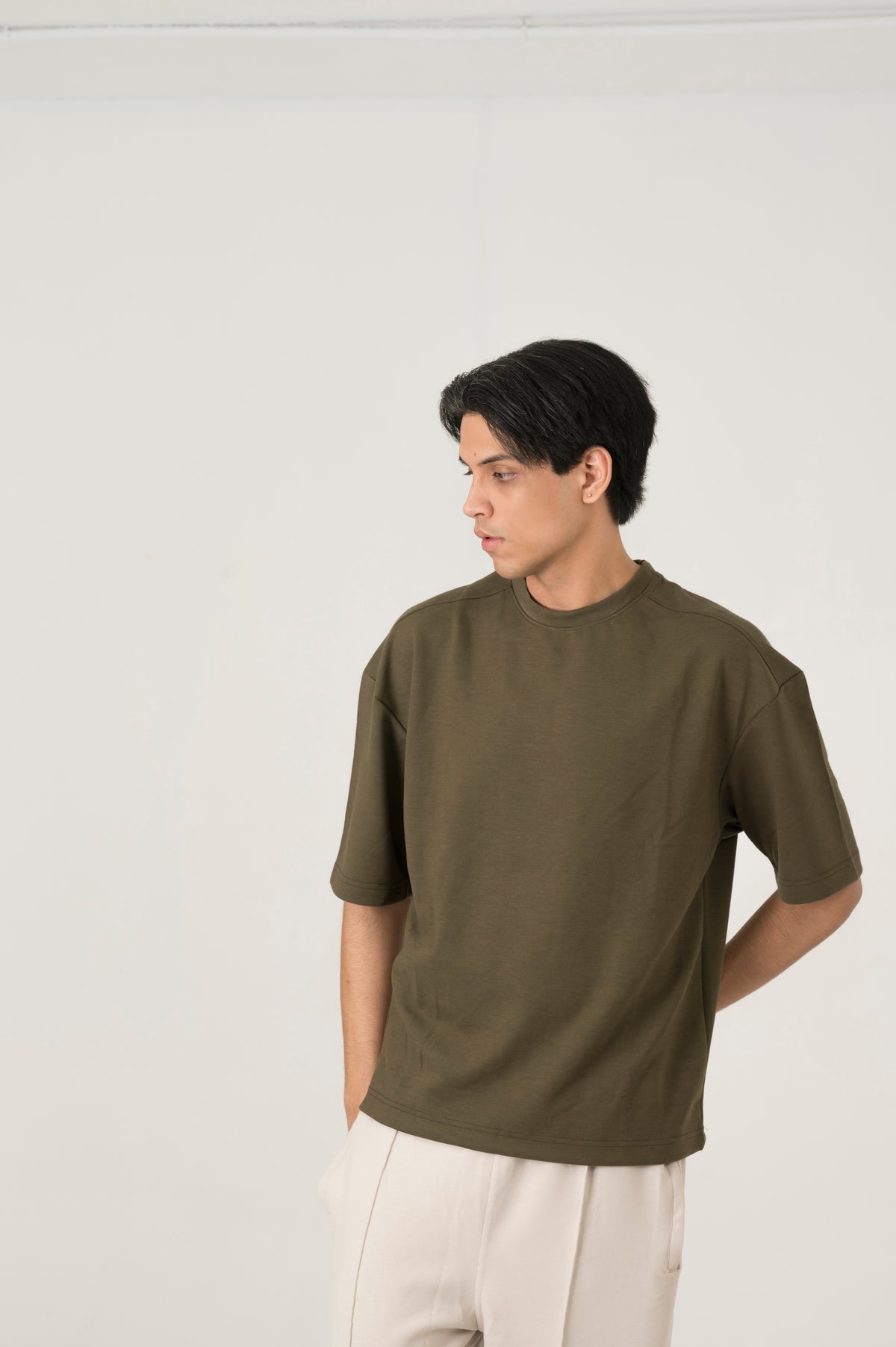 Cloud olive oversized tee